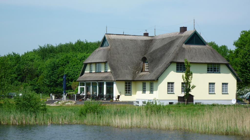 Golfcentrum Schloss Karnitz Ruegen Garz (Rugen) Exterior foto