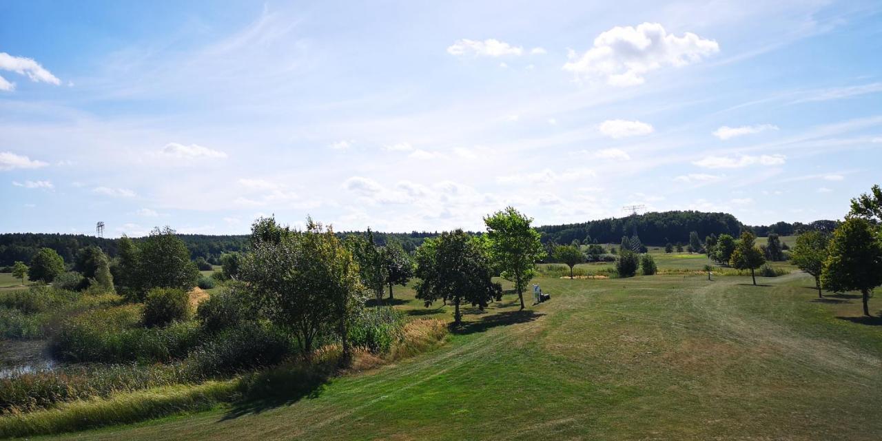 Golfcentrum Schloss Karnitz Ruegen Garz (Rugen) Exterior foto